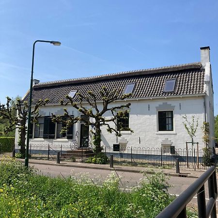 Beautiful Renovated Farmhouse Ankeveen Exterior foto