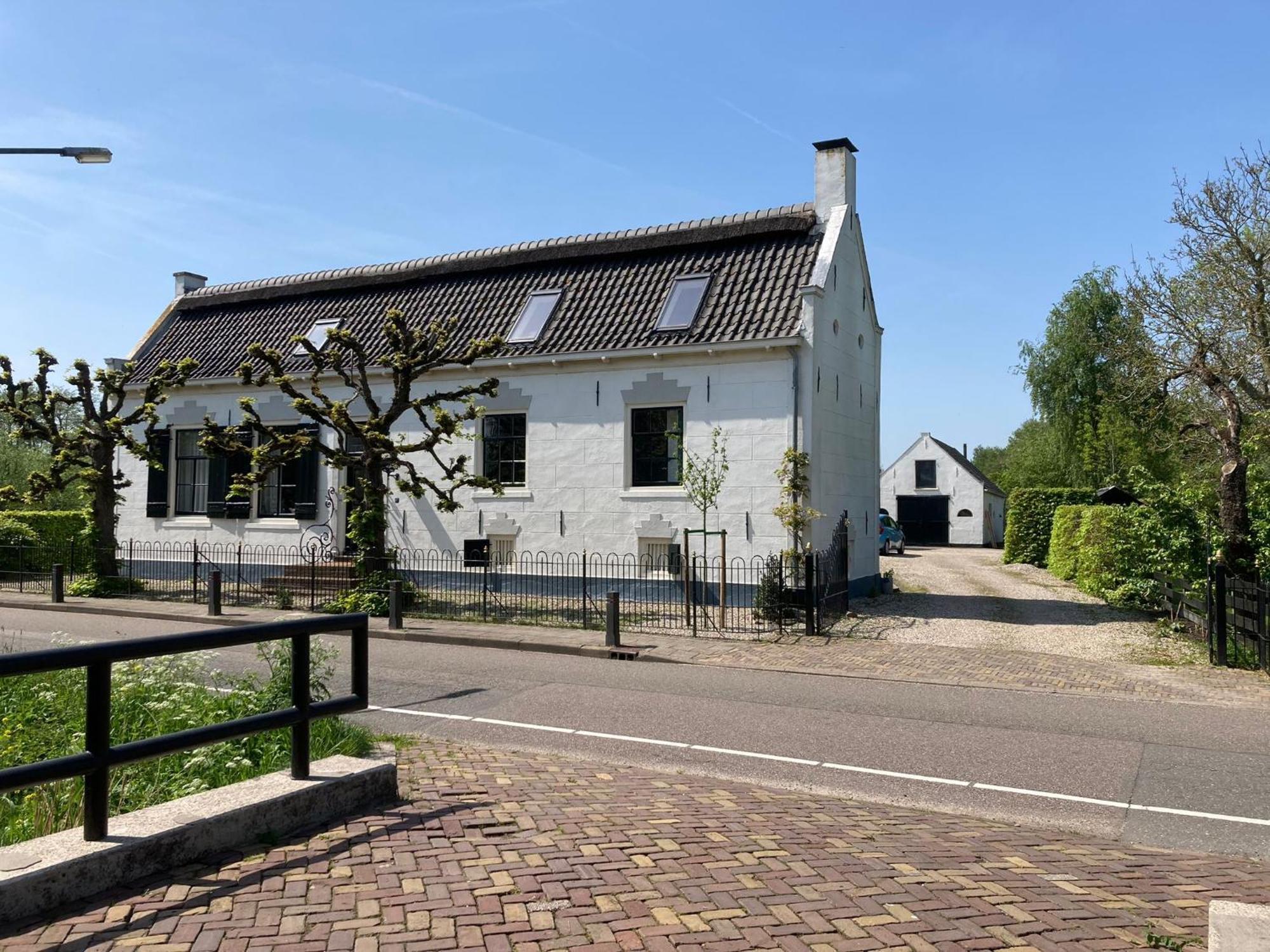 Beautiful Renovated Farmhouse Ankeveen Exterior foto